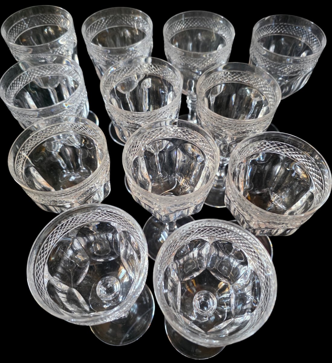  Rare et Magnifique Service de 12 Grands Verres à Vin Rouge en Cristal de Paris 15,5 cm -photo-2