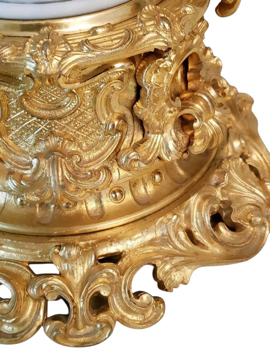  19th-century Carcel Lamp; 18th-century Qing Dynasty Chinese Porcelain Vase—exquisite -photo-1