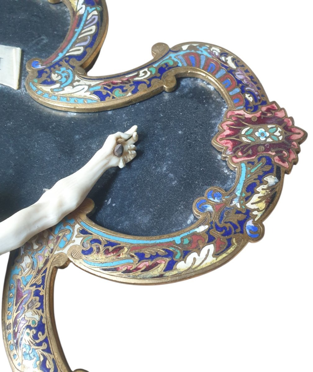  An Exceptional Napoleon III-era Crucifix Made Of Gilded Bronze, Cloisonné Enamel, And Precious Materials -photo-2
