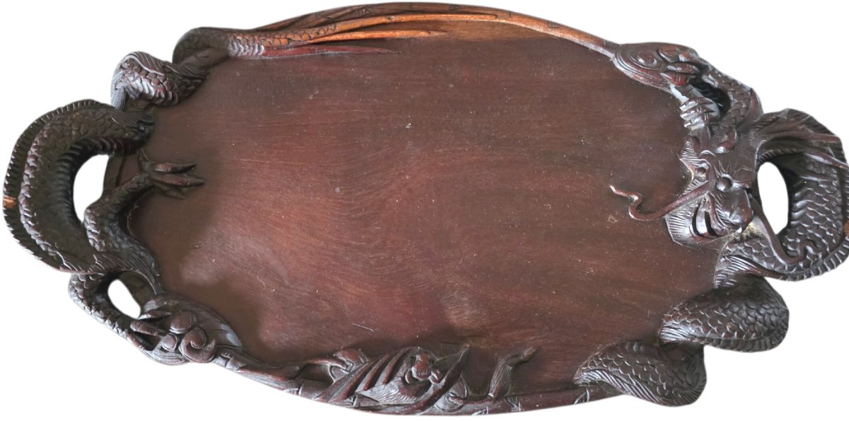  Grand plateau en palissandre sculpté aux dragons Asie XIXe siècle 55 cm 