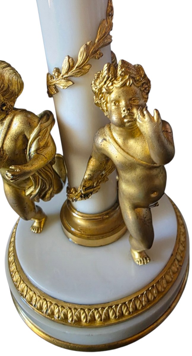 Important flambeau en bronze doré et marbre blanc dans le goût de Clodion Boizot  Époque XIXe -photo-2