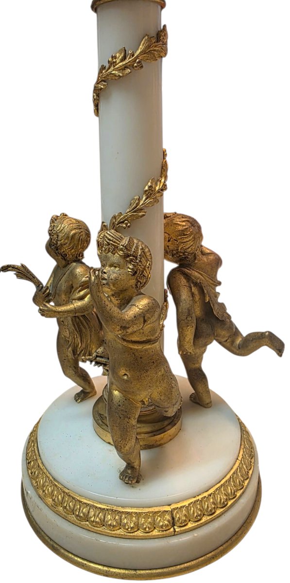 Important flambeau en bronze doré et marbre blanc dans le goût de Clodion Boizot  Époque XIXe -photo-6