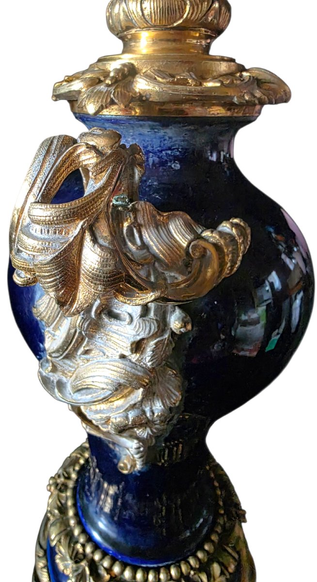   Louis XV–napoleon III-style Oil Lamp, 19th Century, Circa 1870, Gilded Bronze, Cobalt Blue Porcelain -photo-3
