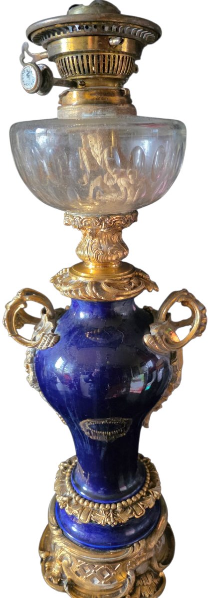  Louis XV–napoleon III-style Oil Lamp, 19th Century, Circa 1870, Gilded Bronze, Cobalt Blue Porcelain -photo-2