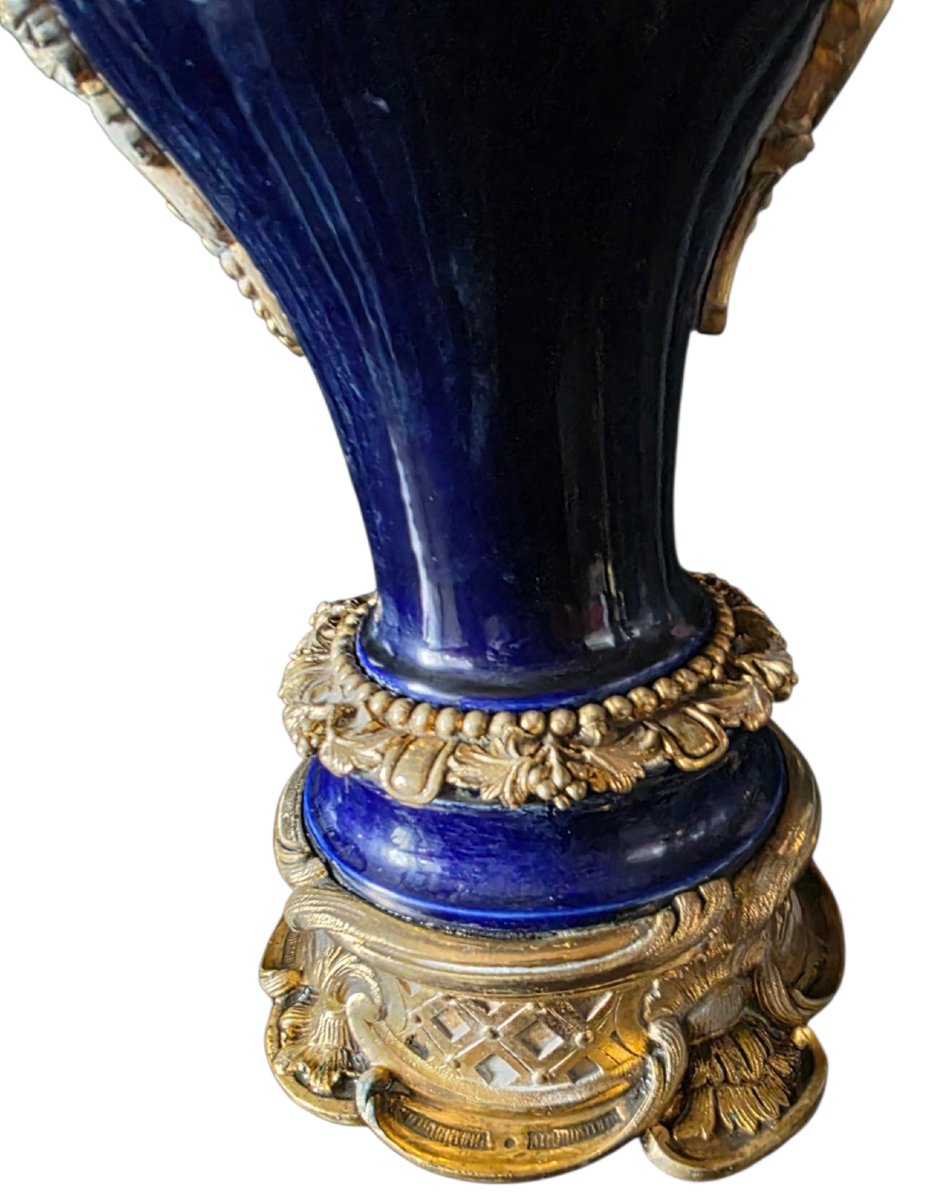   Louis XV–napoleon III-style Oil Lamp, 19th Century, Circa 1870, Gilded Bronze, Cobalt Blue Porcelain -photo-4