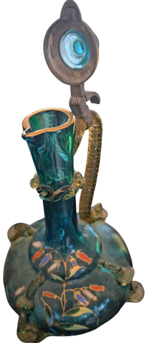 Carafe Acute Liquor Or Strong Alcohol Litter With A Lid Mounted On A Vienna Hinge-photo-1
