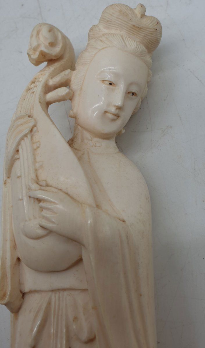 Okimono Sculpté Représentant Une Jeune Femme Musicienne Circa 1900-photo-4