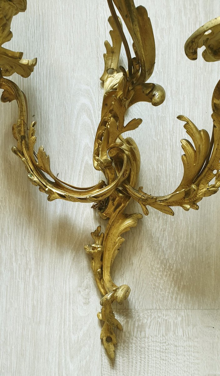 Pair Of XIXth Louis XV Style Wall Lights In Gilt Bronze With Three Arms Of Lights-photo-3
