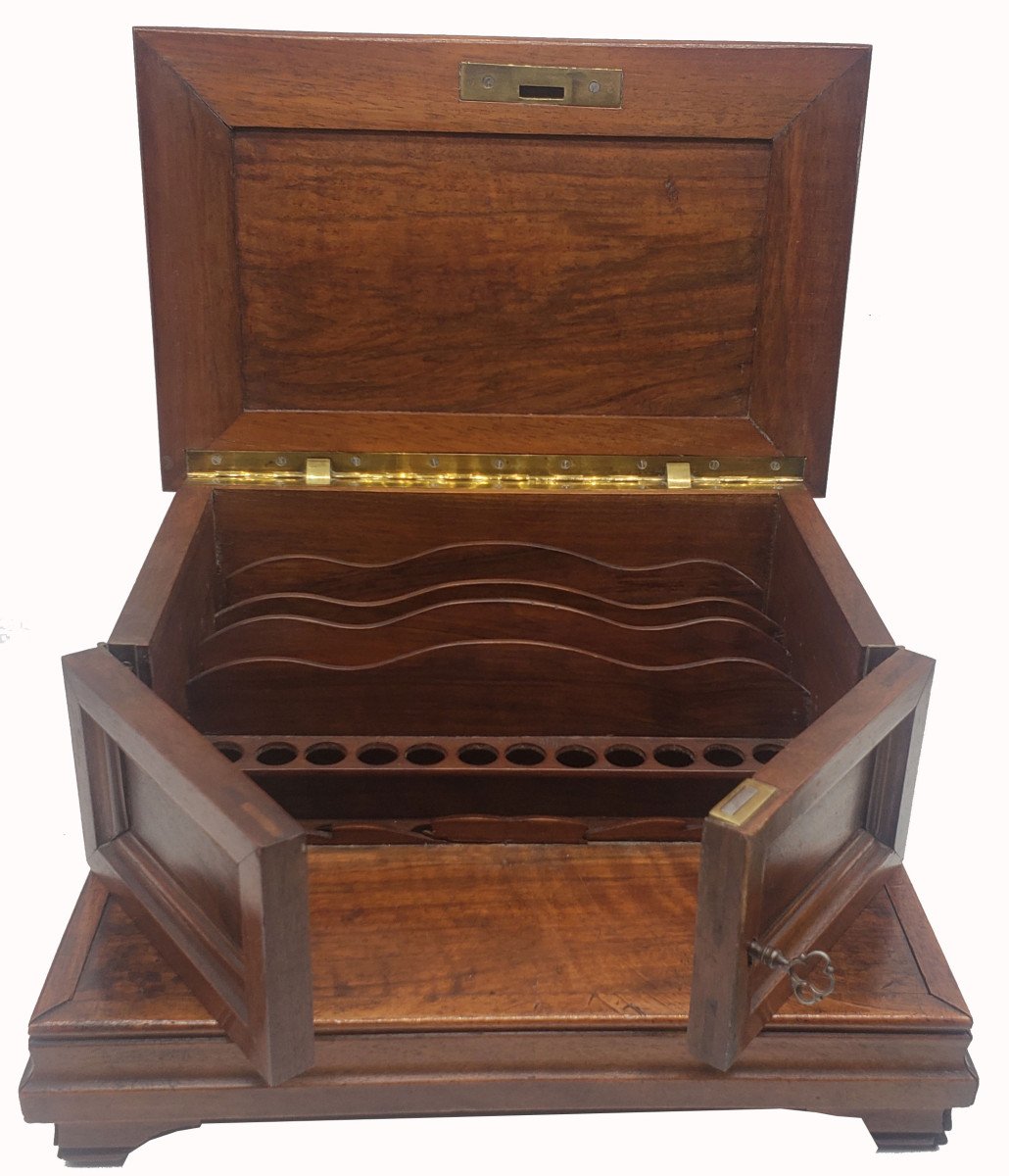 Coffret Cave A Cigares XIXeme En Noyer 