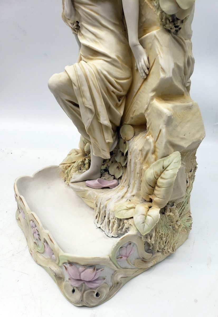 Royal Dux Bohemia Vase Sculpture En Ceramique Art Nouveau Femme A La Fontaine-photo-2