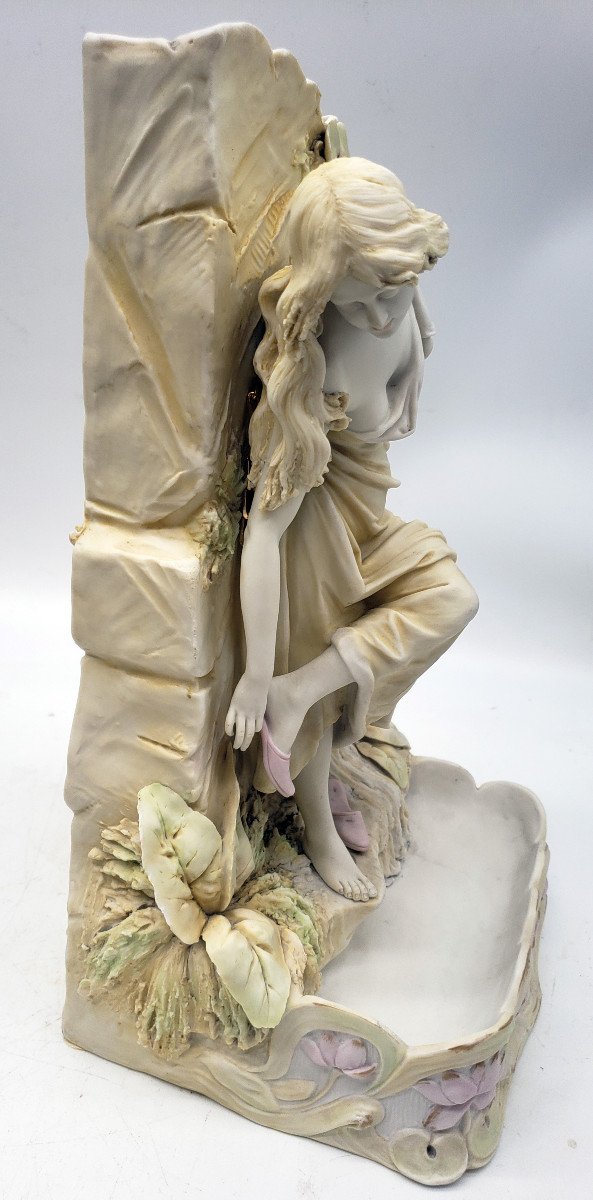 Royal Dux Bohemia Vase Sculpture En Ceramique Art Nouveau Femme A La Fontaine-photo-4
