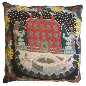 Coussin tapisserie Napoléon III motif scène de Noël