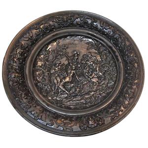 Plat en terre cuite dans le style Renaissance  jugement de Paris 36 cm Diamètre 