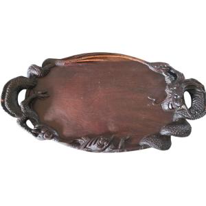 Grand plateau en palissandre sculpté aux dragons Asie XIXe siècle 55 cm
