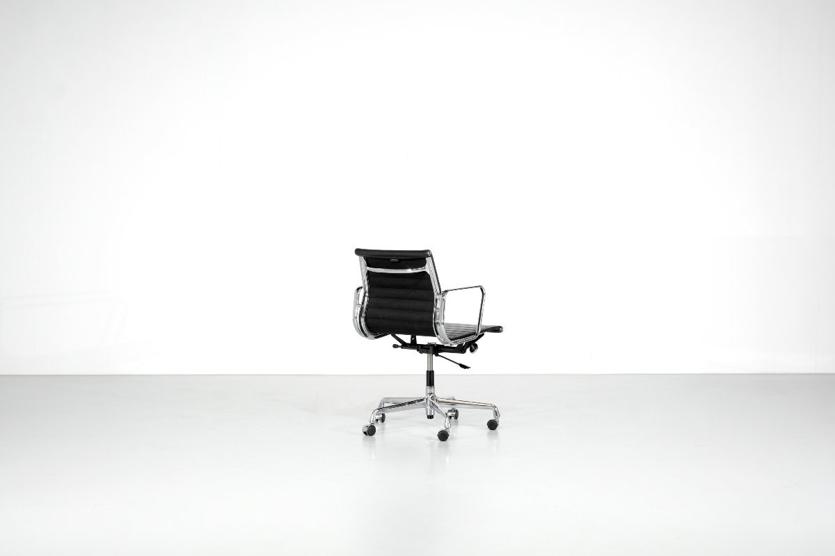 Office Chair "ea117" Charles Ray Eames For Vitra Usa 1969.-photo-2