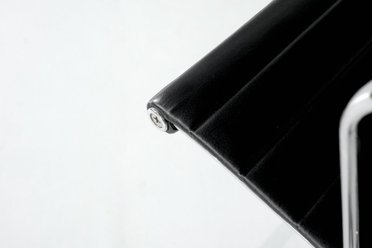 Office Chair "ea117" Charles Ray Eames For Vitra Usa 1969.-photo-1