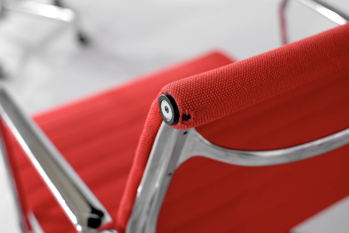 Ensemble de Fauteuils " EA 117 " Charles Ray Eames pour ICF USA 1969.-photo-5