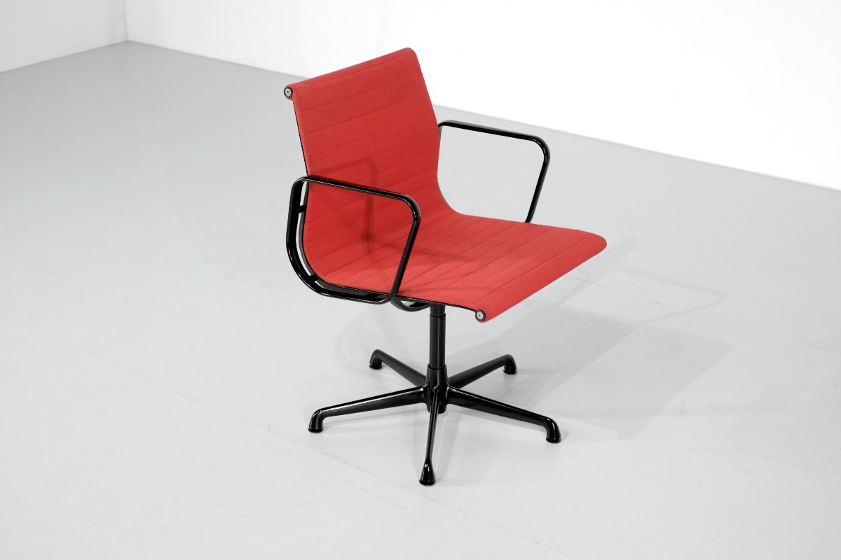 "ea 117" Armchair By Charles Ray Eames For Icf Usa, 1969.