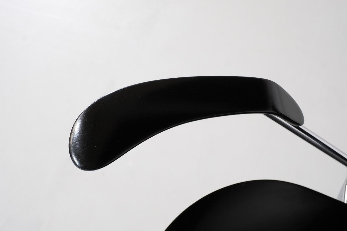 Chaise modèle " 3207 " en bois par Arne Jacobsen pour Fritz Hansen, Danemark 1955.-photo-4