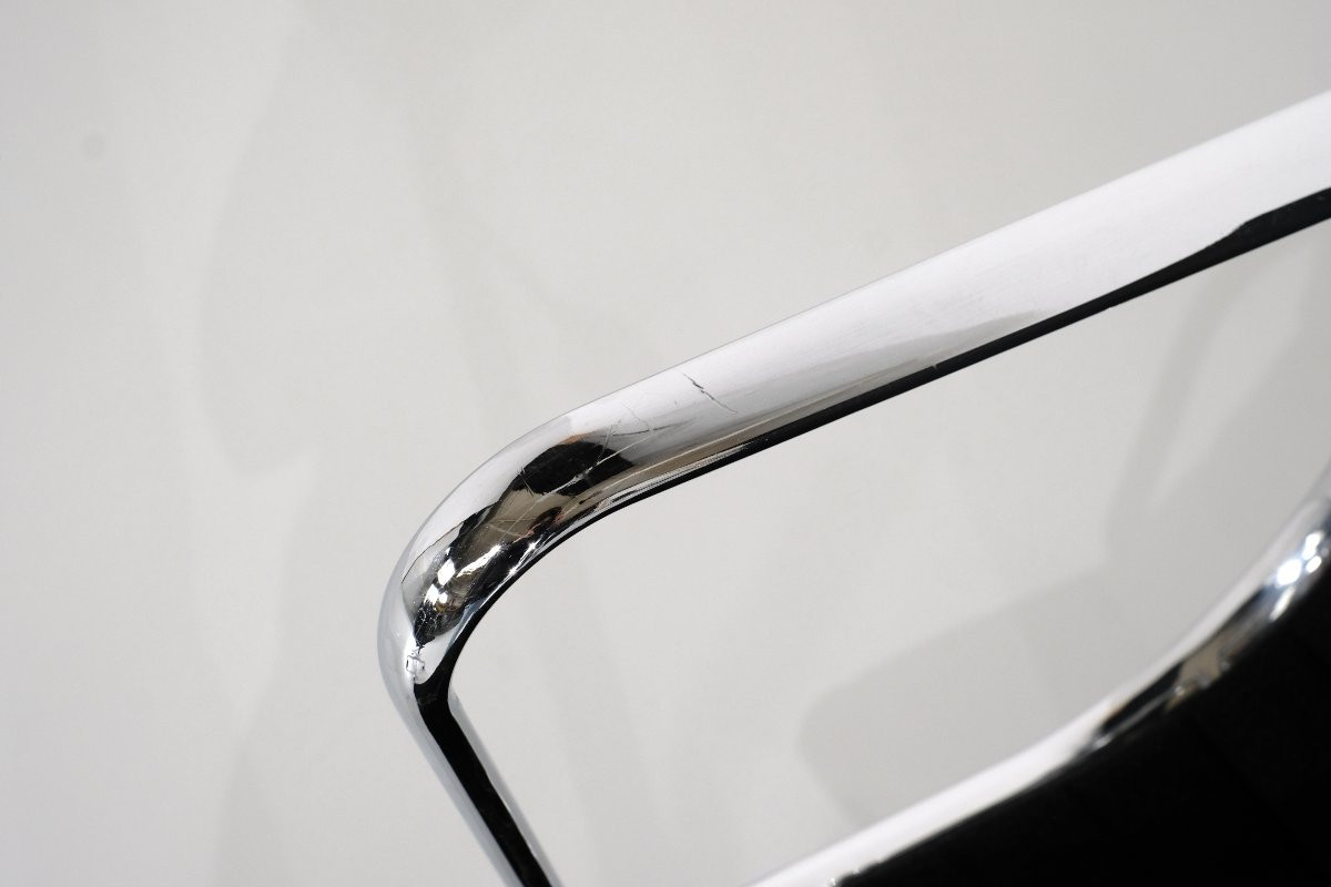 Set Of "ea 117" Armchairs By Charles Ray Eames For Icf Usa 1969.-photo-6