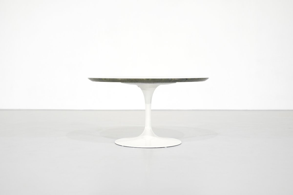 Table basse " Tulip " en marbre par Eero Saarinen pour Knoll, USA.-photo-3