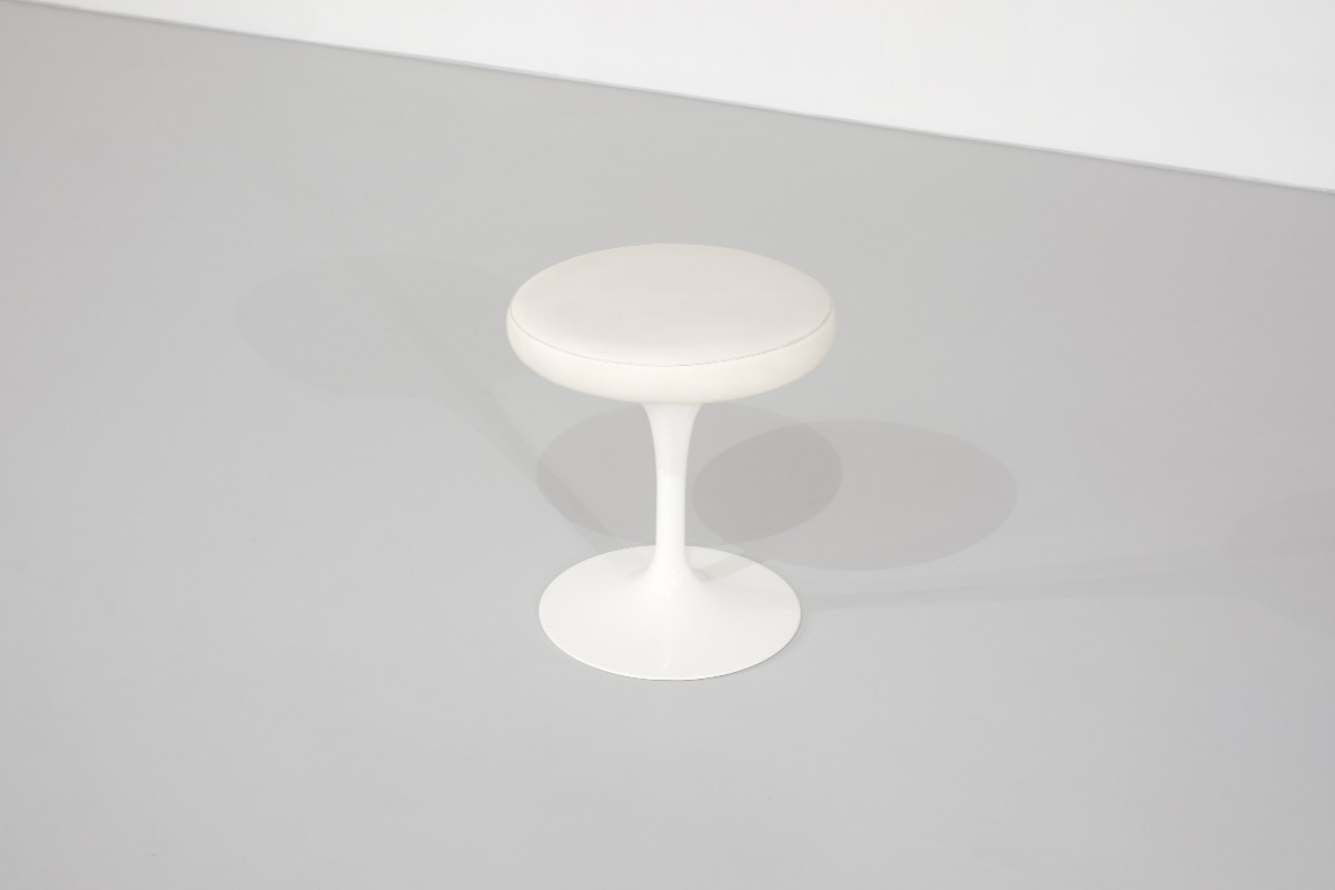 Tabouret modèle " Tulip " par Eero Saarinen pour Knoll International, États-Unis, 1957