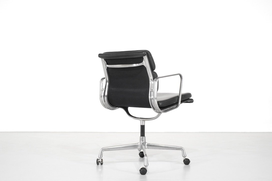 Fauteuil Soft Pad " EA 207 " Charles Ray Eames, États-Unis, 1969.-photo-4