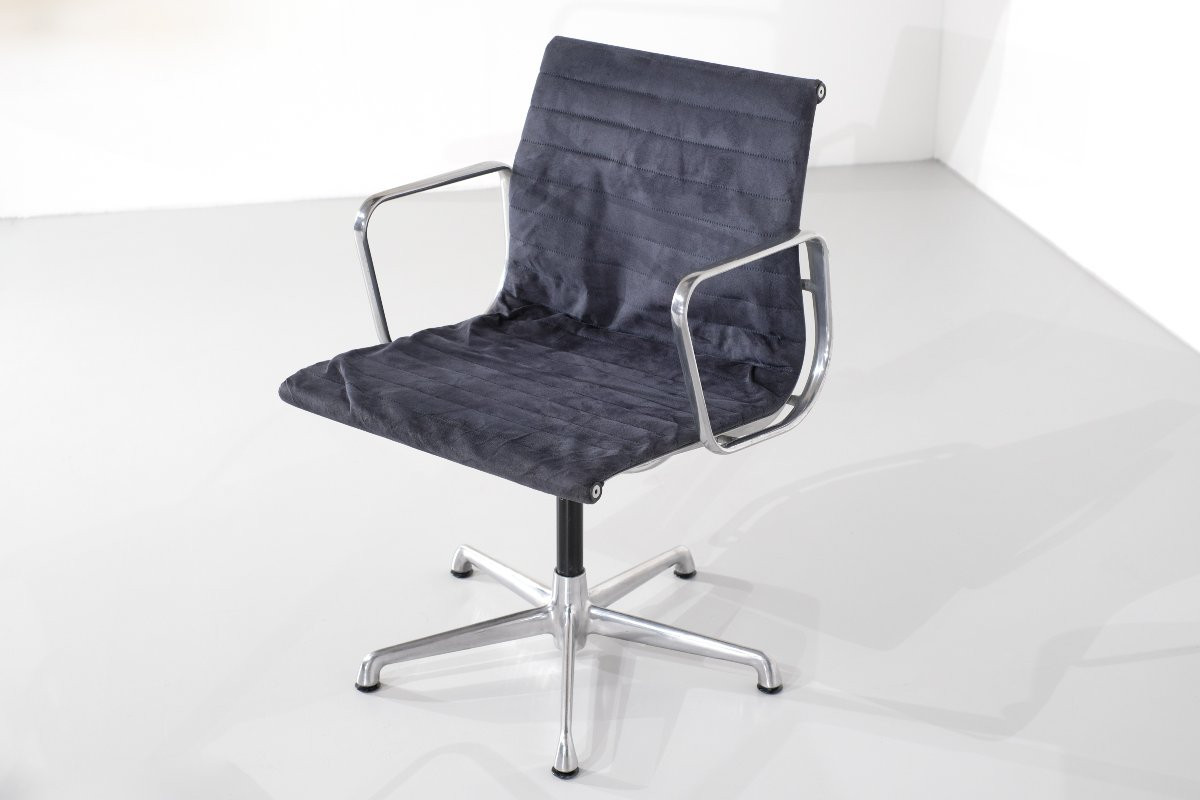 Ensemble de fauteuils " EA 103 " de Charles Ray Eames pour ICF USA, 1969-photo-3