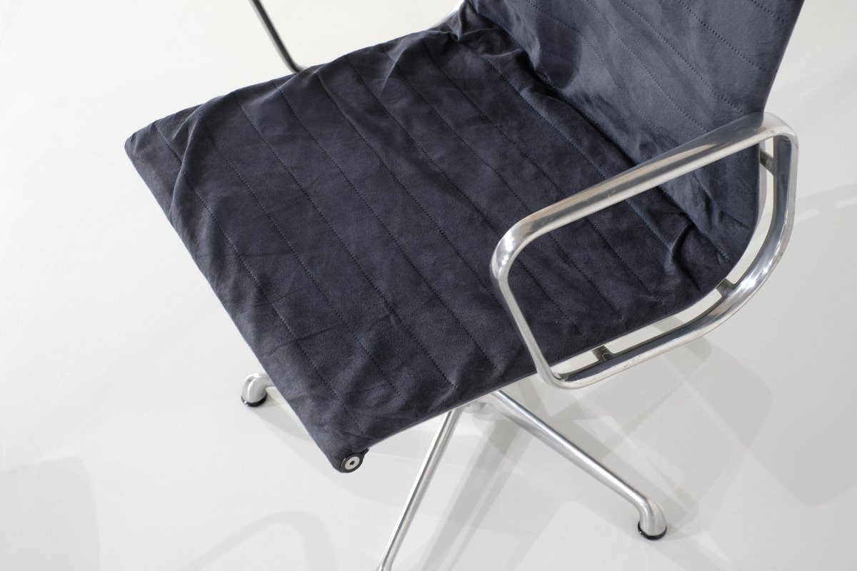 Ensemble de fauteuils " EA 103 " de Charles Ray Eames pour ICF USA, 1969-photo-2