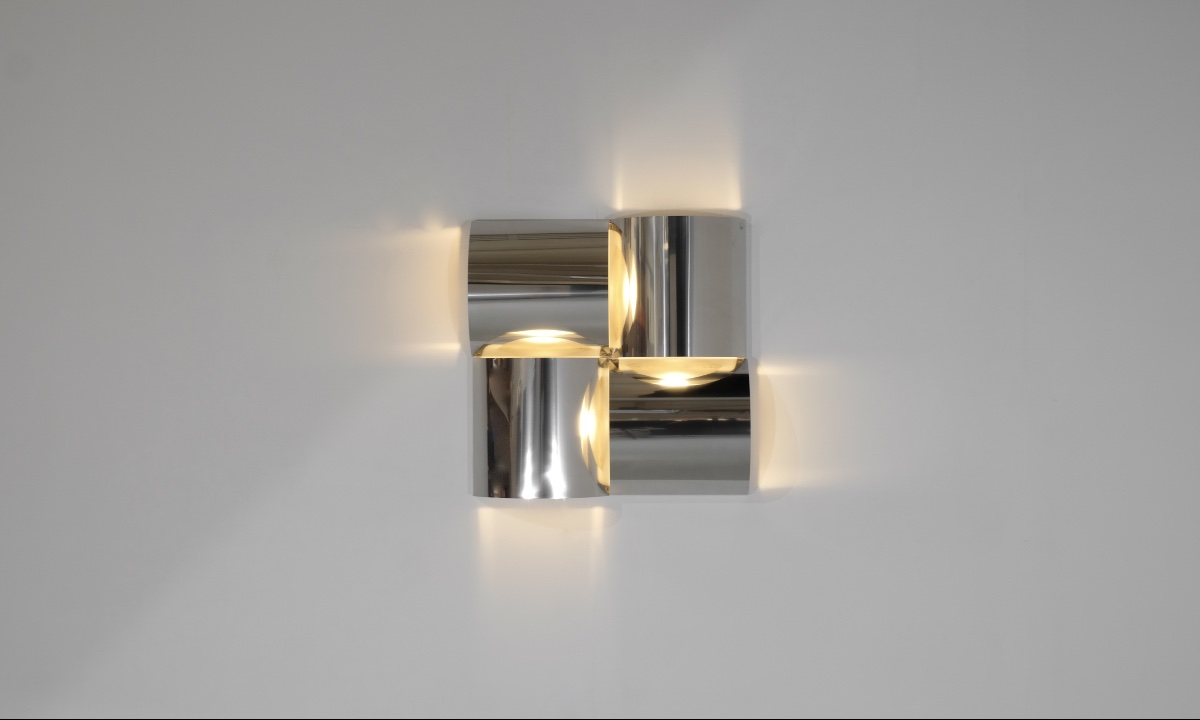 Contemporary-style Wall Light In Stainless Steel And Metal.-photo-1