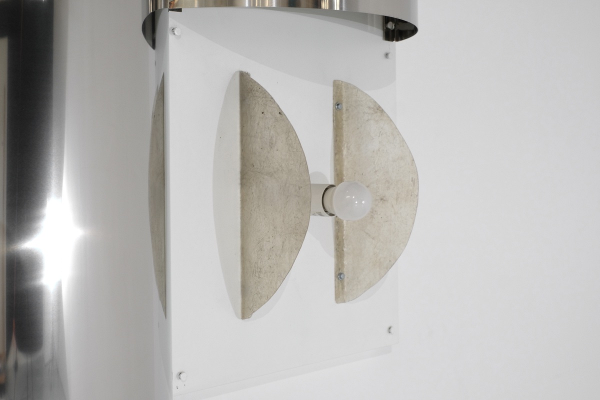 Contemporary-style Wall Light In Stainless Steel And Metal.-photo-7