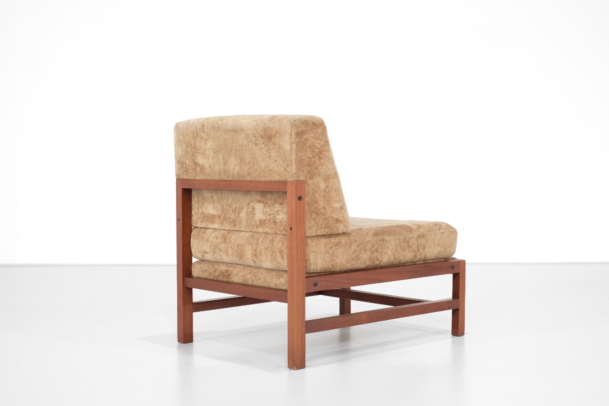 Fauteuil en bois recouvert de tissu, Italie, années 1960s.-photo-1