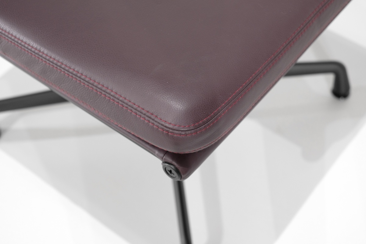 "ea 223" Ottoman Stool Designed By Charles And Ray Eames For Vitra, United States, 1969.-photo-1