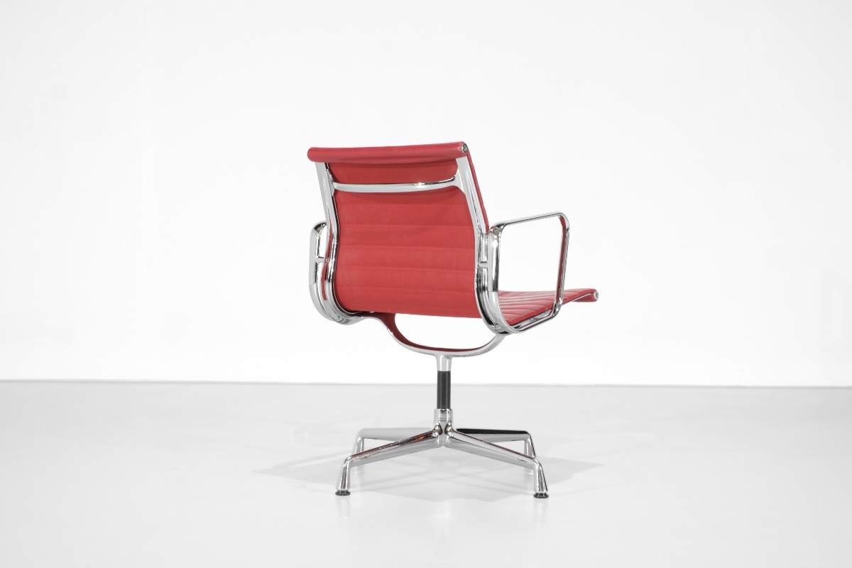 "ea 108" Armchair In Red Leather, Designed By Charles Ray Eames For Vitra, United States, 1969.-photo-4