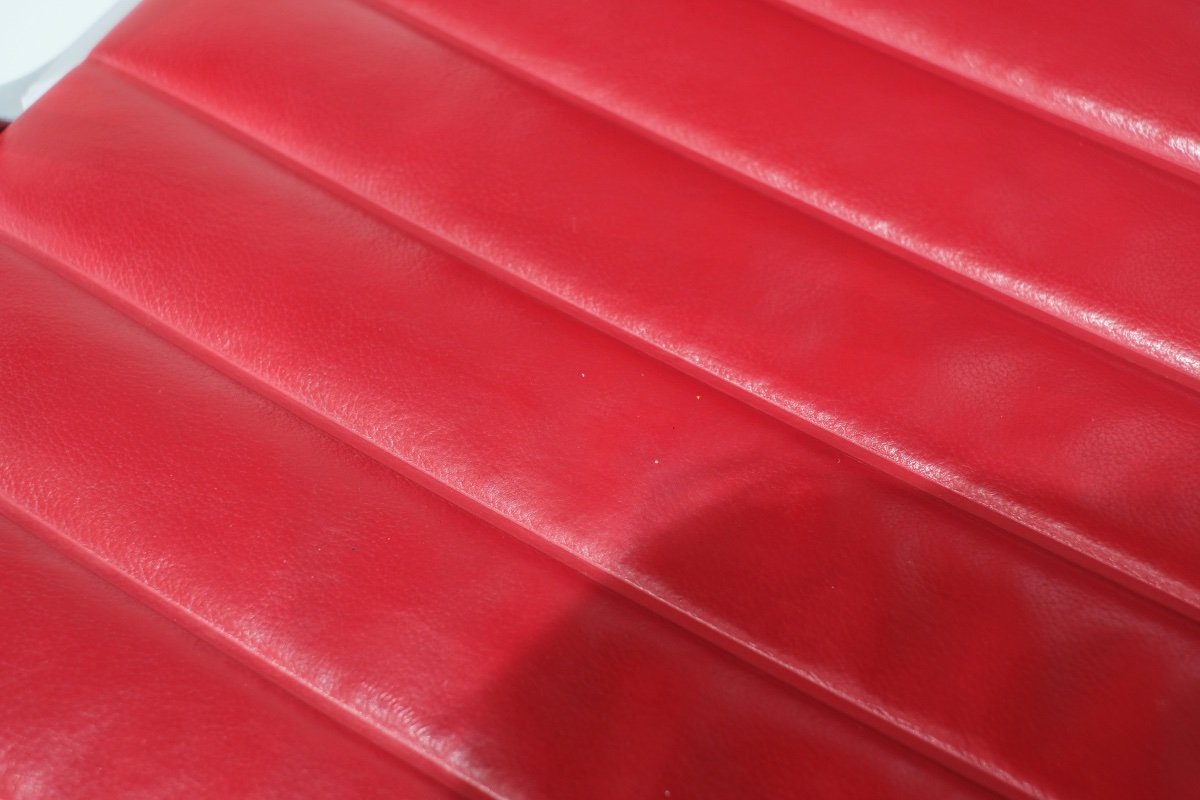 "ea 108" Armchair In Red Leather, Designed By Charles Ray Eames For Vitra, United States, 1969.-photo-4