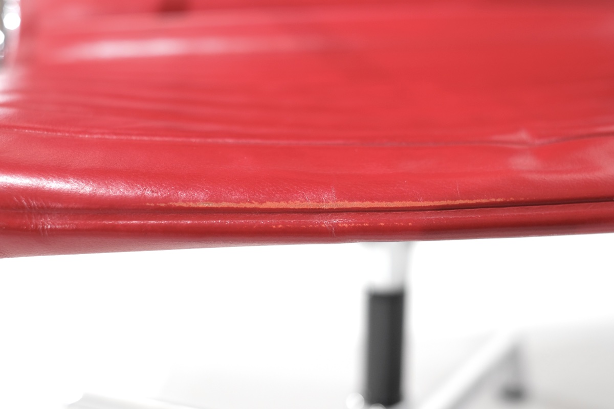 "ea 108" Armchair In Red Leather, Designed By Charles Ray Eames For Vitra, United States, 1969.-photo-6