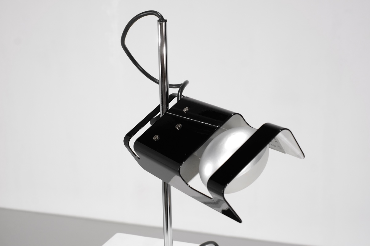 Lampe de table " Spider 291 " de Joe Colombo pour Oluce, Italie, 1965.-photo-3