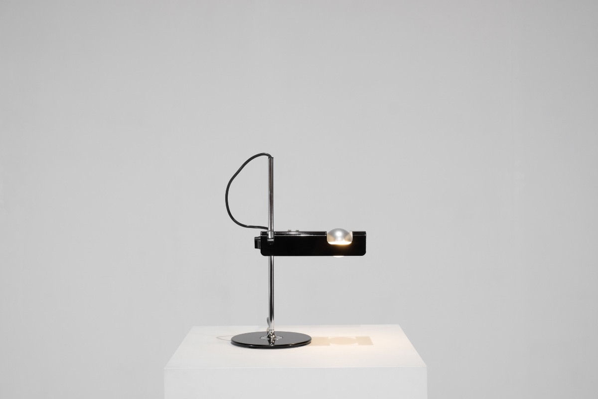 Lampe de table " Spider 291 " de Joe Colombo pour Oluce, Italie, 1965.