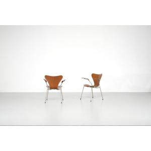 Model "3207" Wooden Chair By Arne Jacobsen For Fritz Hansen, Denmark, 1955.