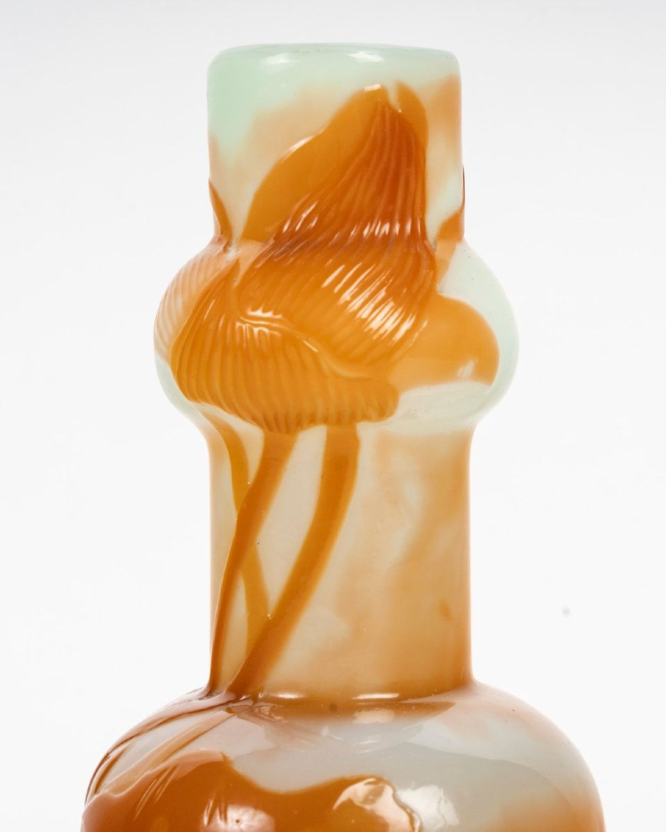émile Gallé (1846-1904) , A. Glass Vase In The 'peking' Style , Circa 1900-photo-1