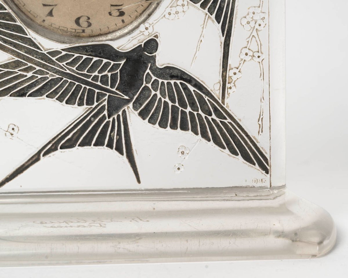 René Lalique Pendulette 8 Jours « Cinq Hirondelles » Glass Clock, 1920-photo-2
