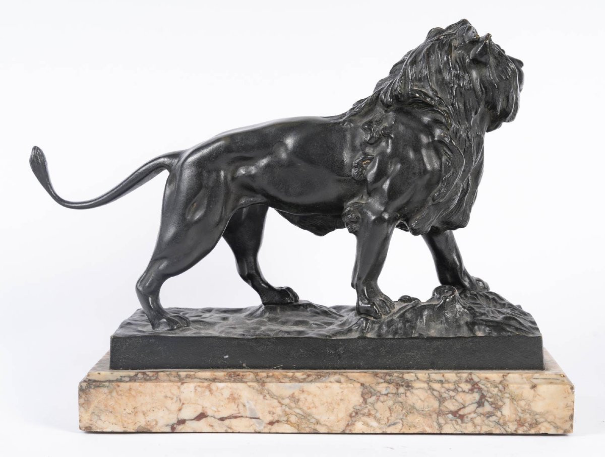 Jules Moigniez  (1835-1894), Paire de Lions en bronze -photo-1