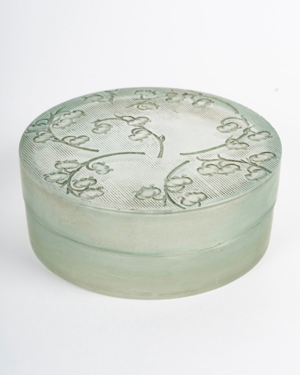 René Lalique (1860-1945) Boite Muguets, circa 1920