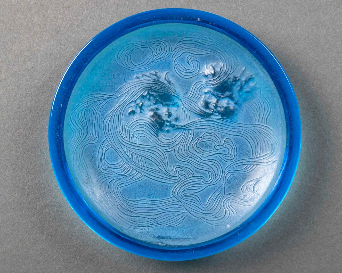 René Lalique (1860–1945),  Suite Of Five “deux Zéphirs” Ashtrays, 1913-photo-3