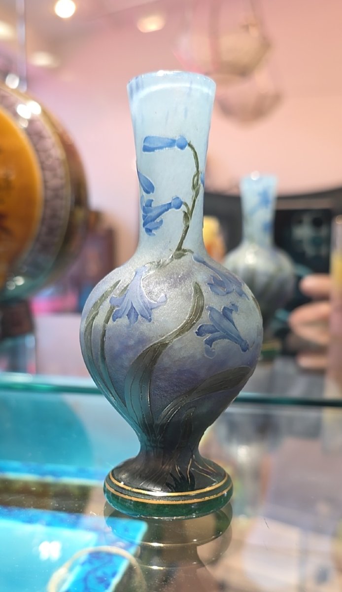 " Jacinthes". Vase Art nouveau Daum Nancy Croix de Lorraine , circa 900-photo-4