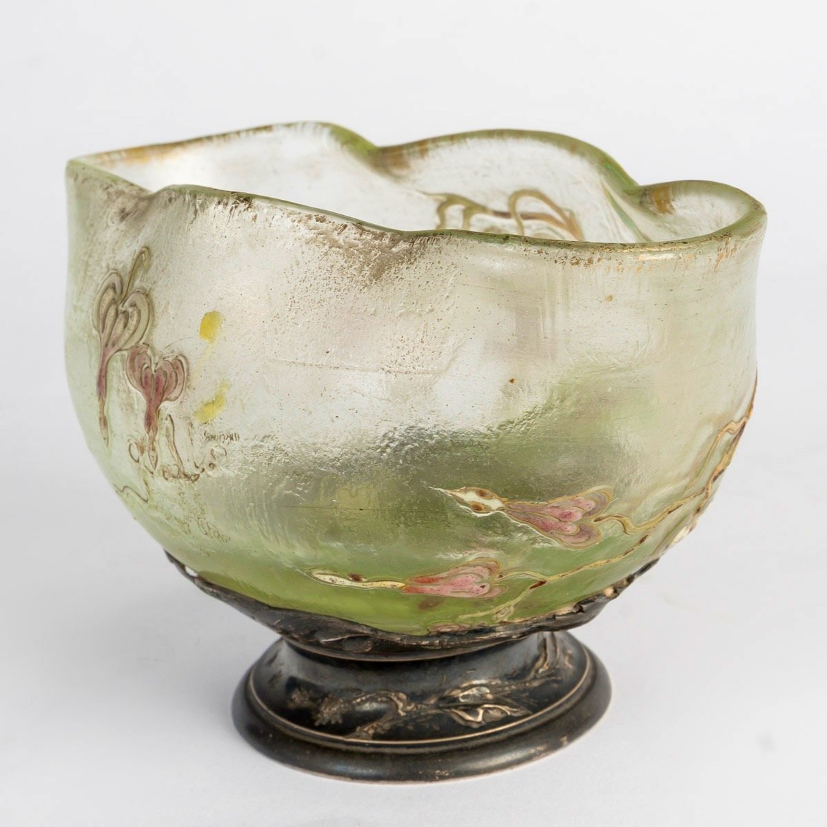Émile Gallé (1846–1904) Coupe Art nouveau à décor de Cœurs-de-Marie, circa 1900-photo-3
