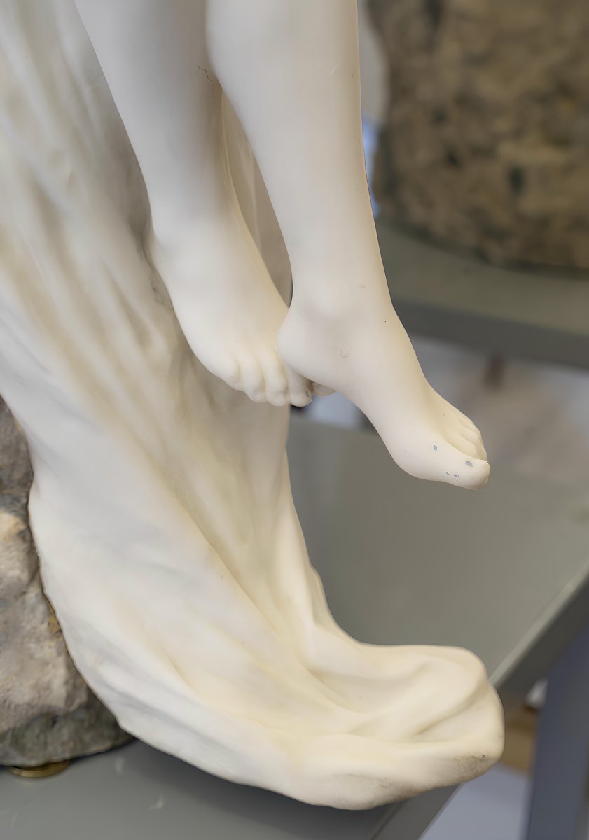 Hippolyte François Moreau (1832–1927) Grande Sculpture en Marbre Blanc d'une Nymphe Art Nouveau-photo-7