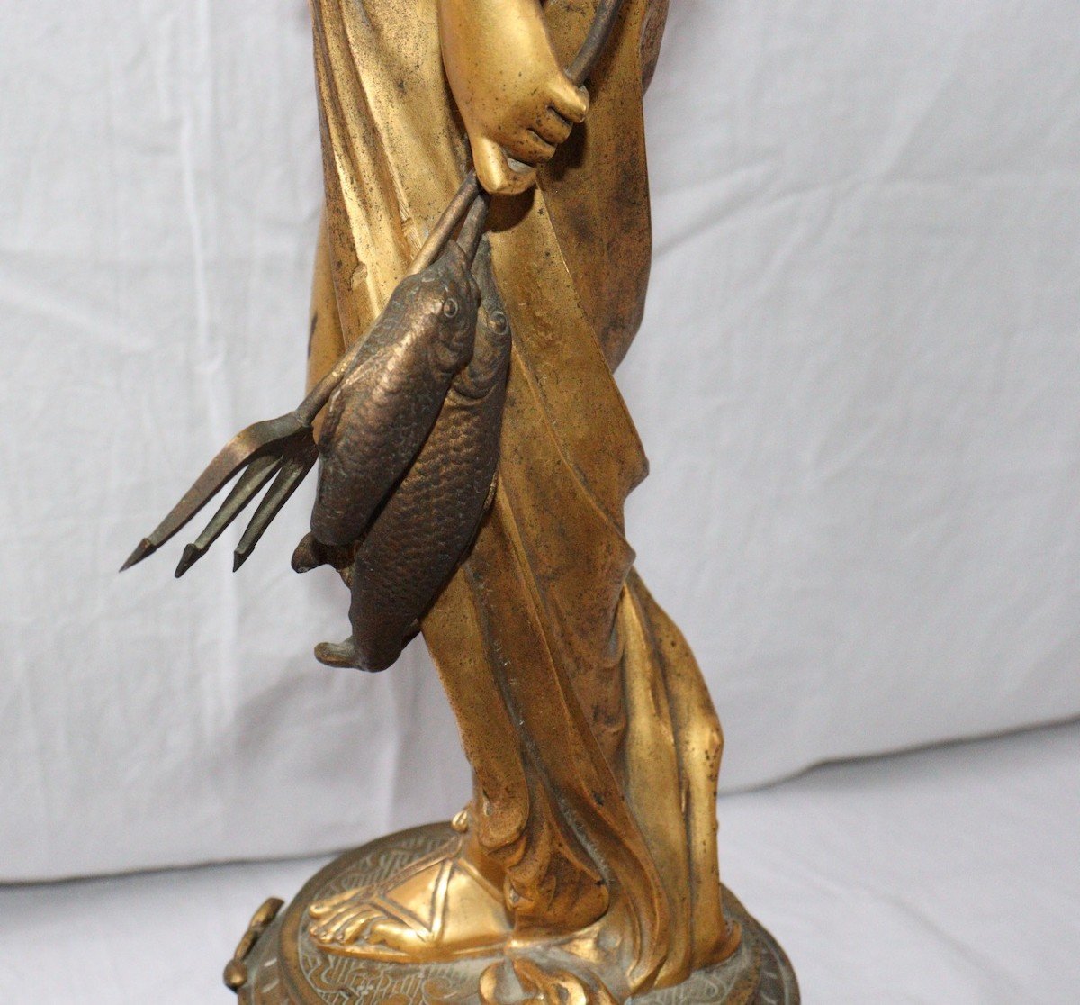 Sculpture Femme Centre de Table en Bronze Doré Attribuée à Albert-Ernest Carrier-Belleuse-photo-7
