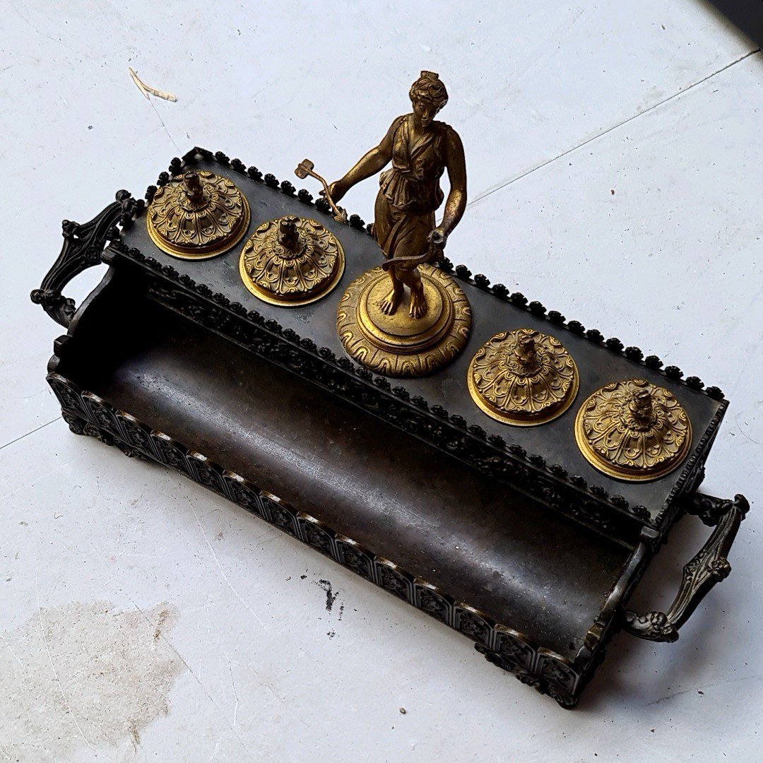 A French Neo-gothic Bronze Inkwell Circa 1850-photo-4