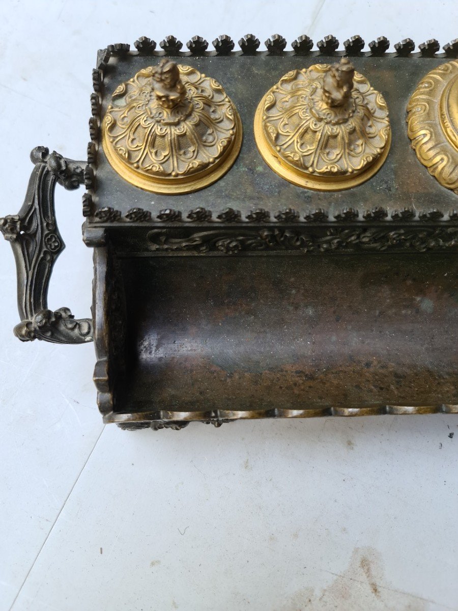 A French Neo-gothic Bronze Inkwell Circa 1850-photo-4